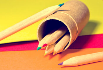 6885296-school-supplies-wallpaper